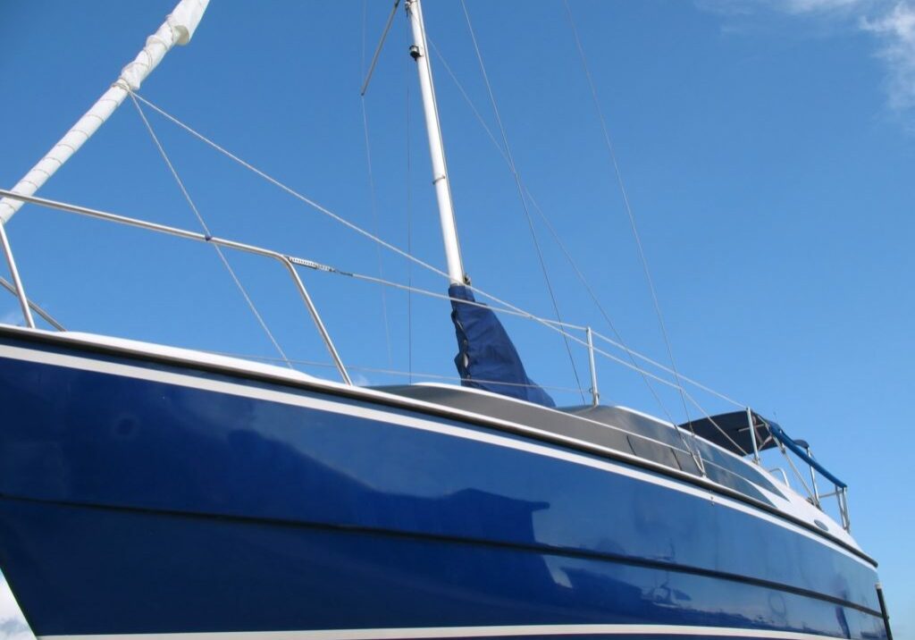 This is a picture of a boat that has been polished with a Buff pro Buffer. it is shinyand clean.Boat